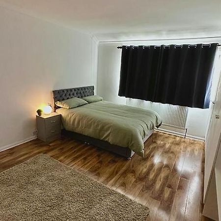 Cozy Home In A Peaceful Area 海斯 外观 照片